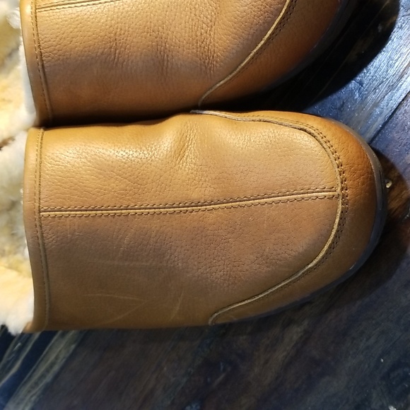 Cabelas leather and genuine shearling mens slippers size 10 like new condition - Picture 10 of 10